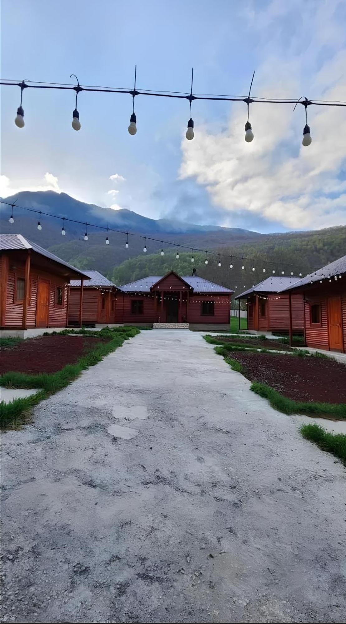 Guest House Ushba Gate Mestia Exterior foto